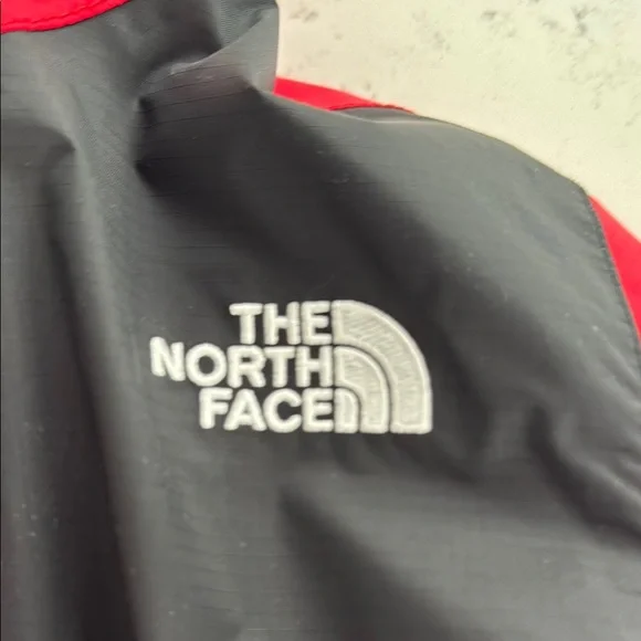 The North Face Kids Raincoat - Red and Black